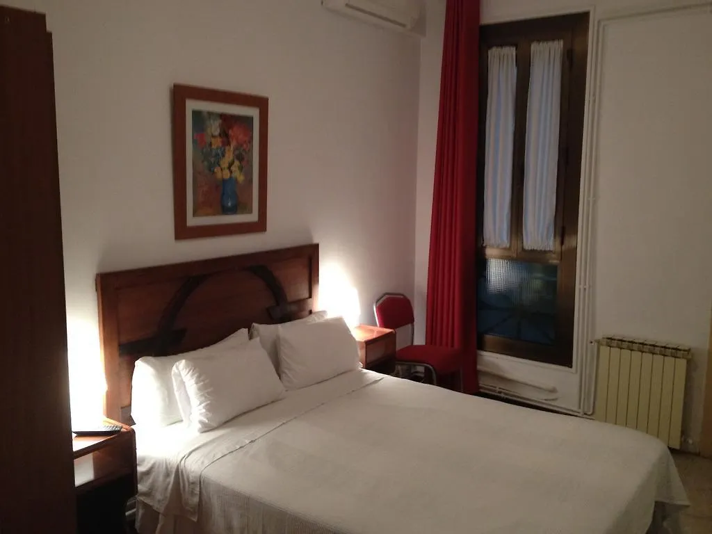 Pensjonat Hostal Absolut Stay (Adults Only) Barcelona